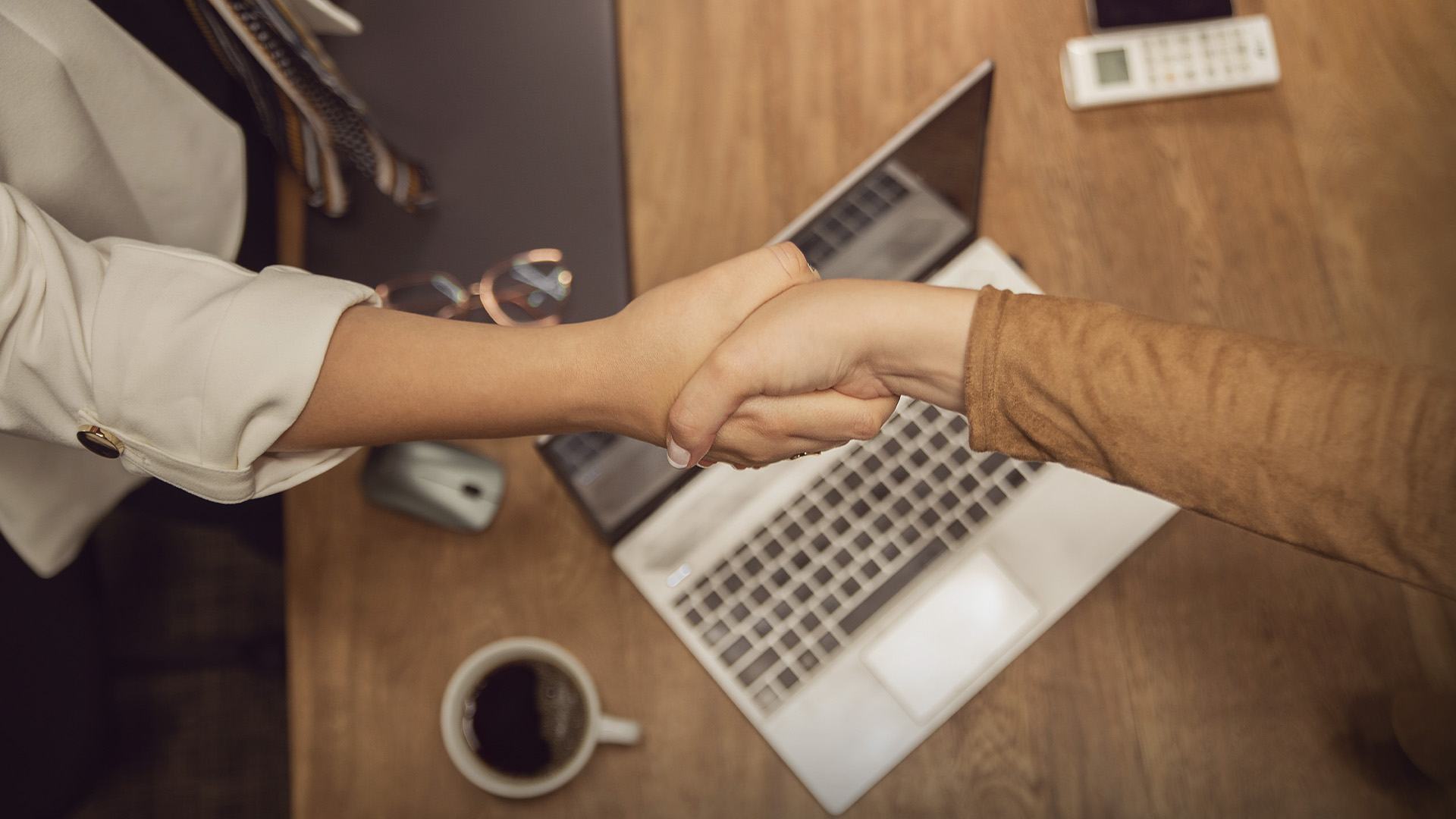 LEGALES<br><br>Creación de sociedades